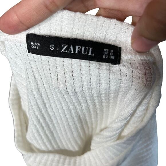 Zaful White Cropped Sweater Size Small‎ - Picture 5 of 6